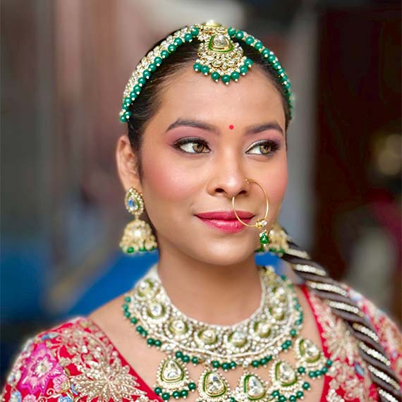 Best makeup studio in lucknow
