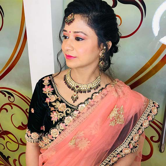 Makeup artist in gomtinagar lucknow